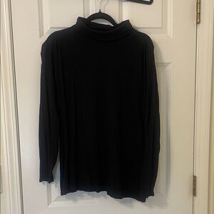 LOFT Plus Black Turtleneck Top 20/22